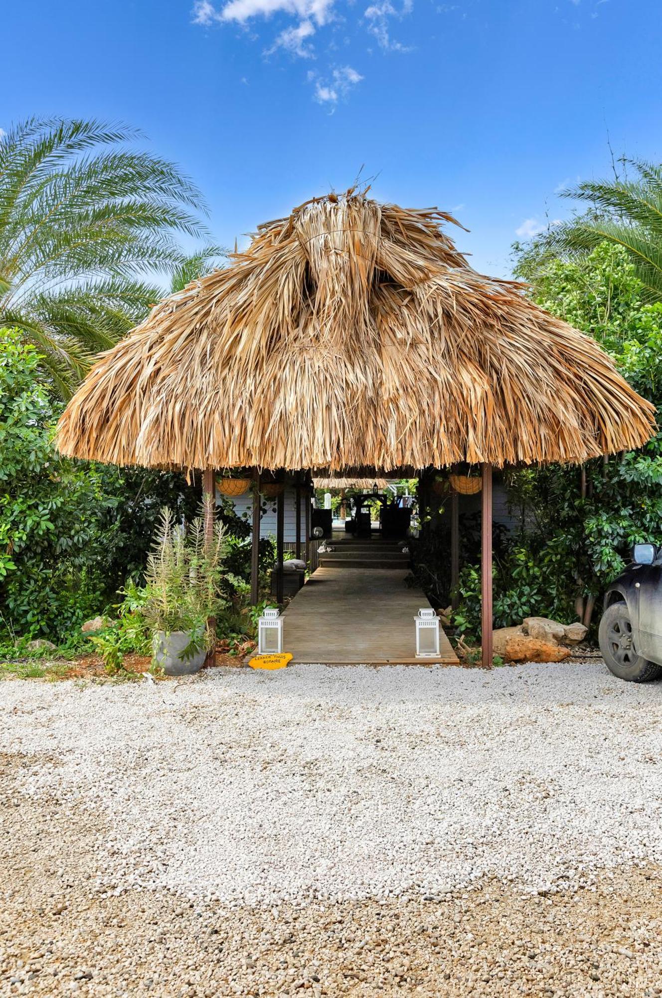 Red Palm Village Kralendijk Exterior foto
